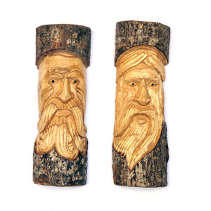 Forest man in tree trunk, varnished, half (30cm)