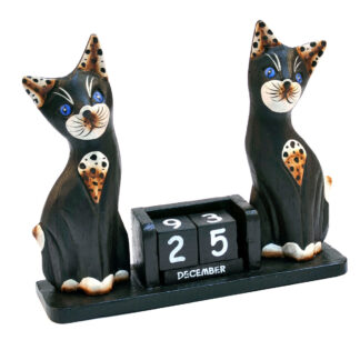 Calendar between two cats