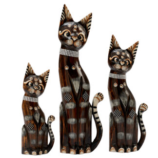 Painted cat family, with diamond necklace-medium