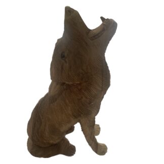 Natural wood howling Wolf