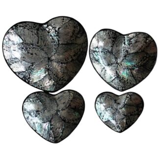 Set of 4 heart shape shell bowls