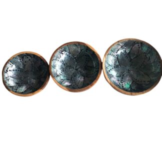Set of 3 teak bowls with shell inlay